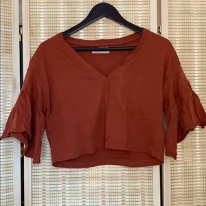 loose flowy orange crop